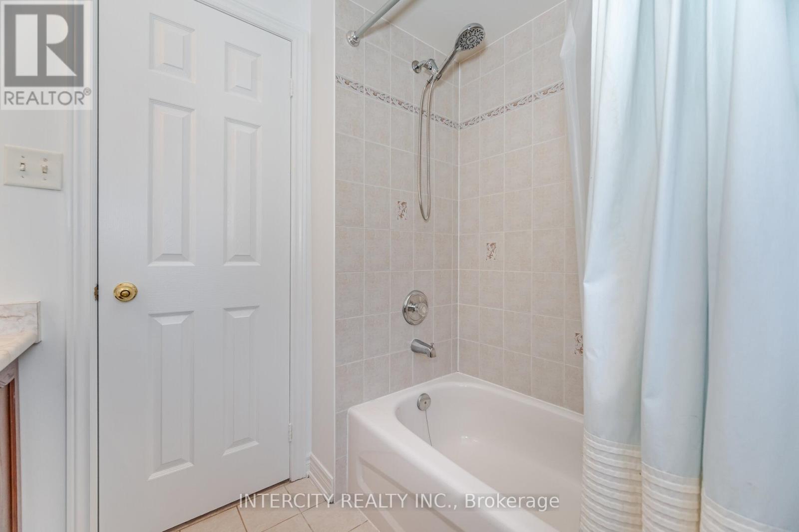 Photo 37 of 167 Terra Road, Vaughan ON