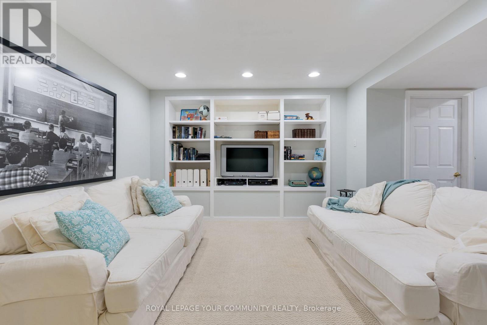 Photo 31 of 27 Faldos Flight, Whitchurchstouffville ON