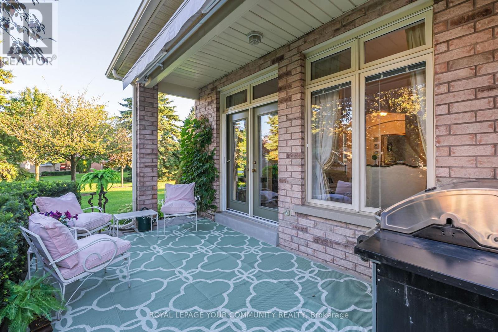 Photo 38 of 27 Faldos Flight, Whitchurchstouffville ON