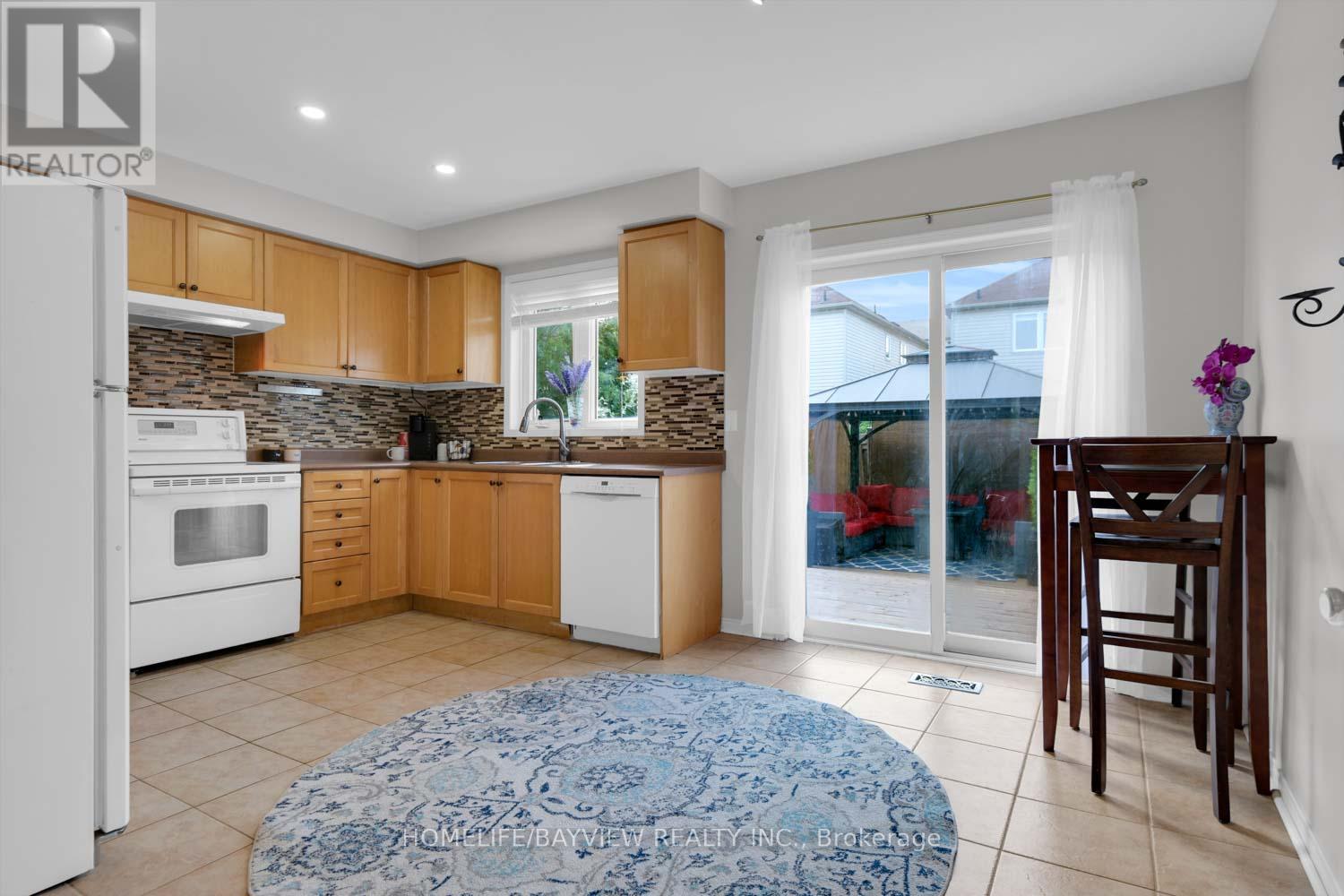 Photo 10 of 231 Sherwood Road, Milton ON