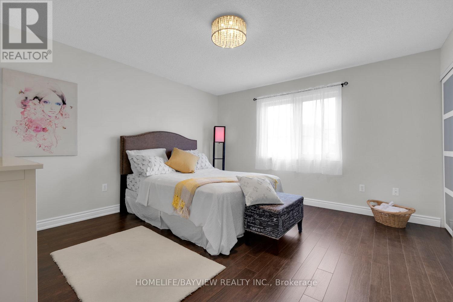 Photo 15 of 231 Sherwood Road, Milton ON