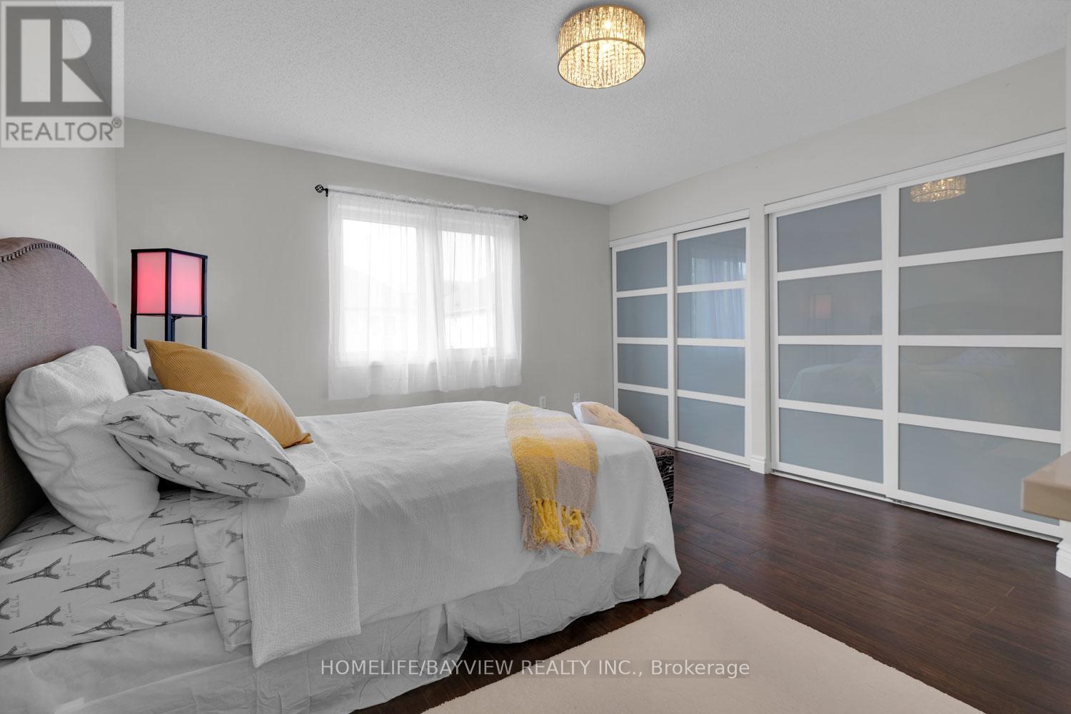 Photo 16 of 231 Sherwood Road, Milton ON