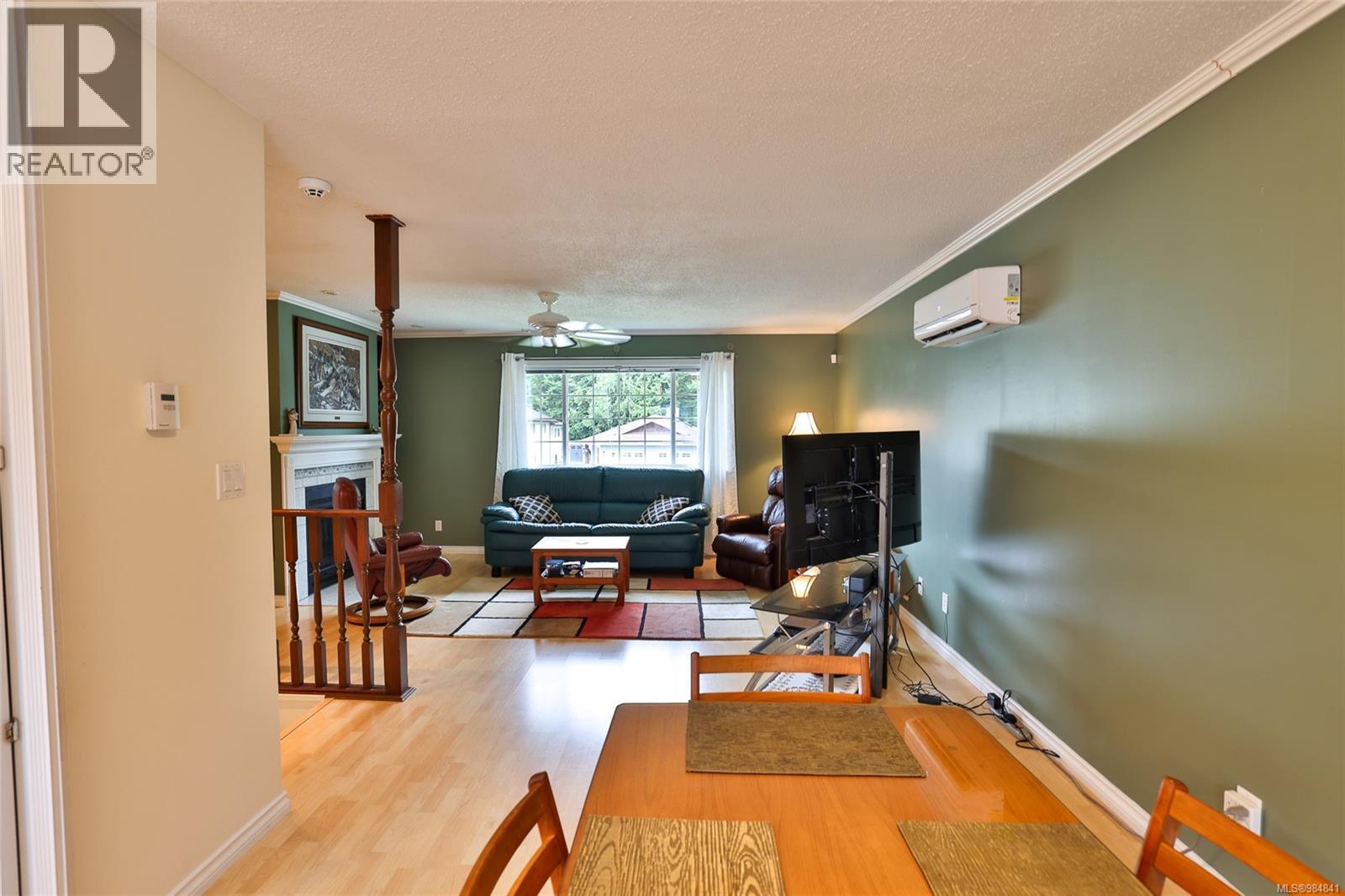 7111 Highland Dr, Port Hardy