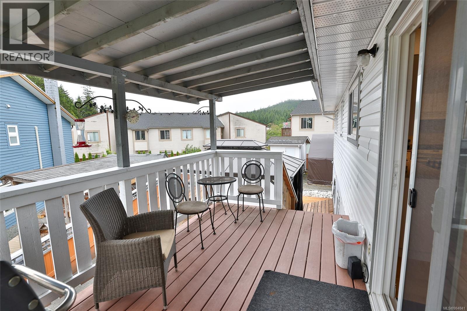 7111 Highland Dr, Port Hardy