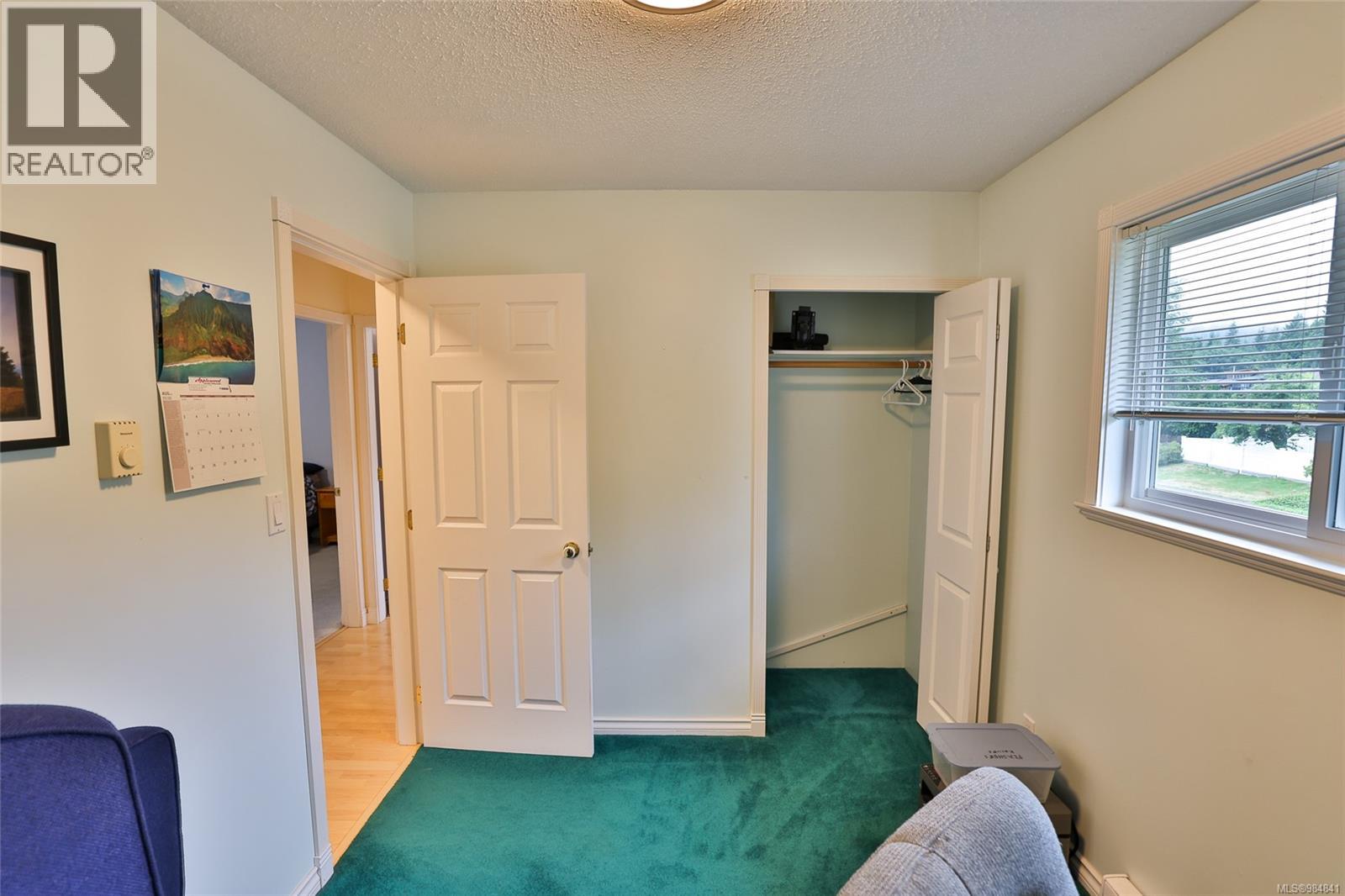7111 Highland Dr, Port Hardy