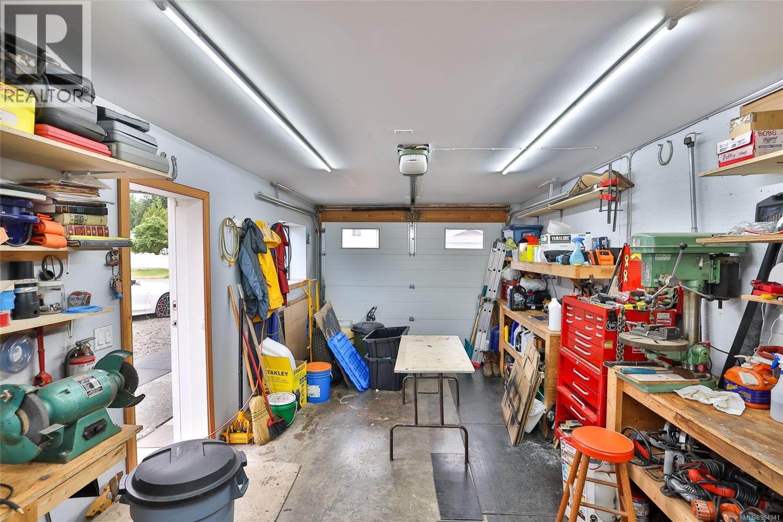 7111 Highland Dr, Port Hardy