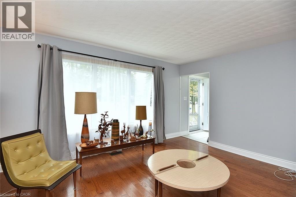 Photo 12 of 161 Kings Forest Drive, Hamilton ON