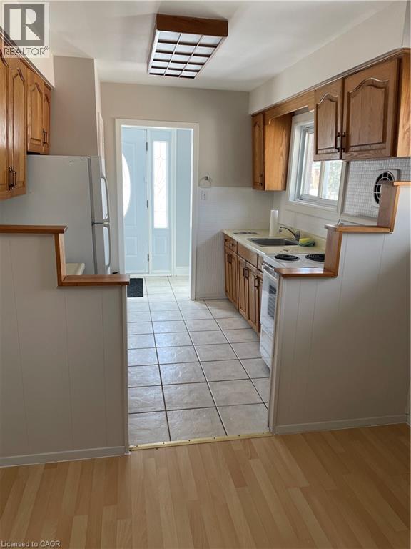 Photo 16 of 161 Kings Forest Drive, Hamilton ON