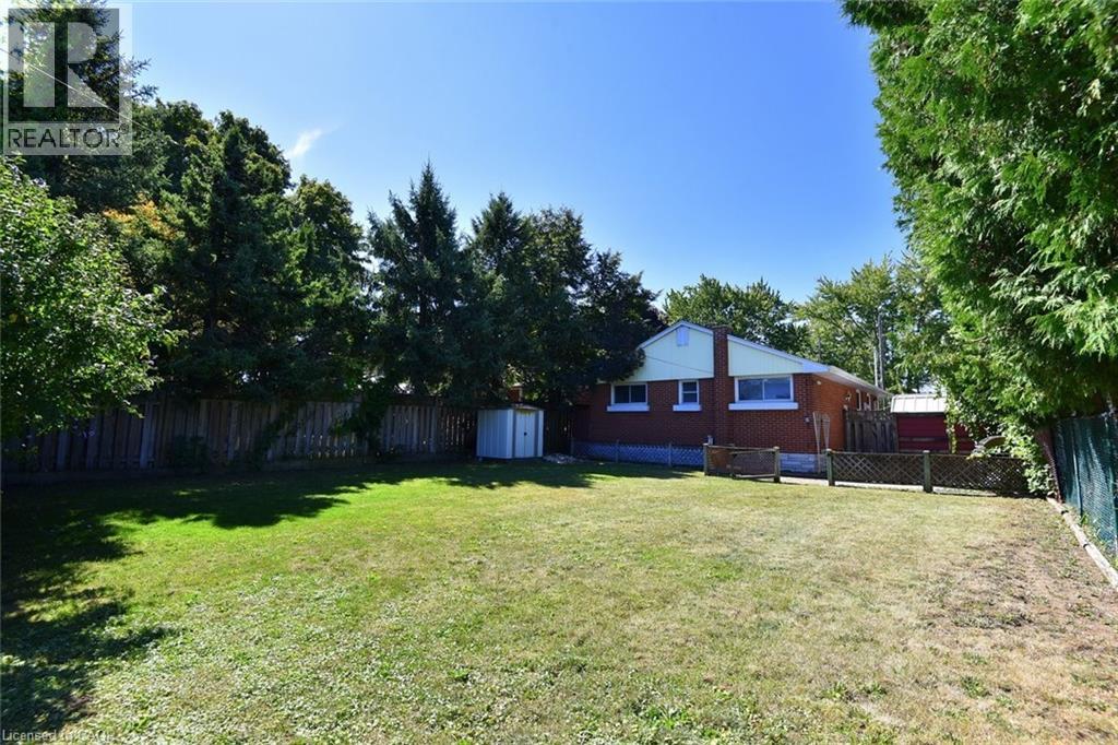 Photo 31 of 161 Kings Forest Drive, Hamilton ON
