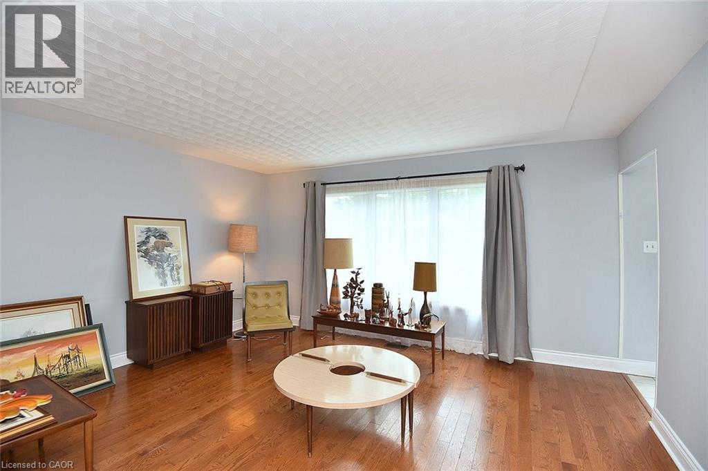 Photo 11 of 161 Kings Forest Drive, Hamilton ON