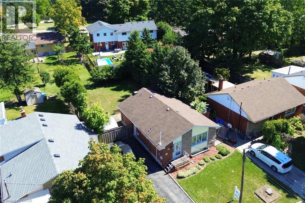 Photo 5 of 161 Kings Forest Drive, Hamilton ON