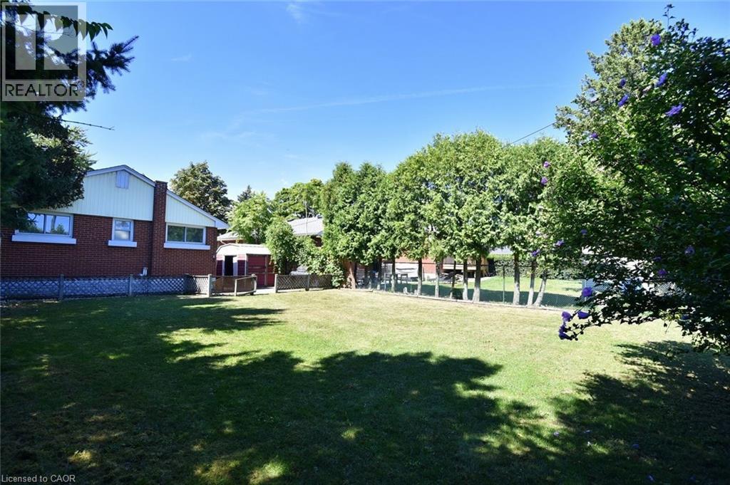 Photo 32 of 161 Kings Forest Drive, Hamilton ON