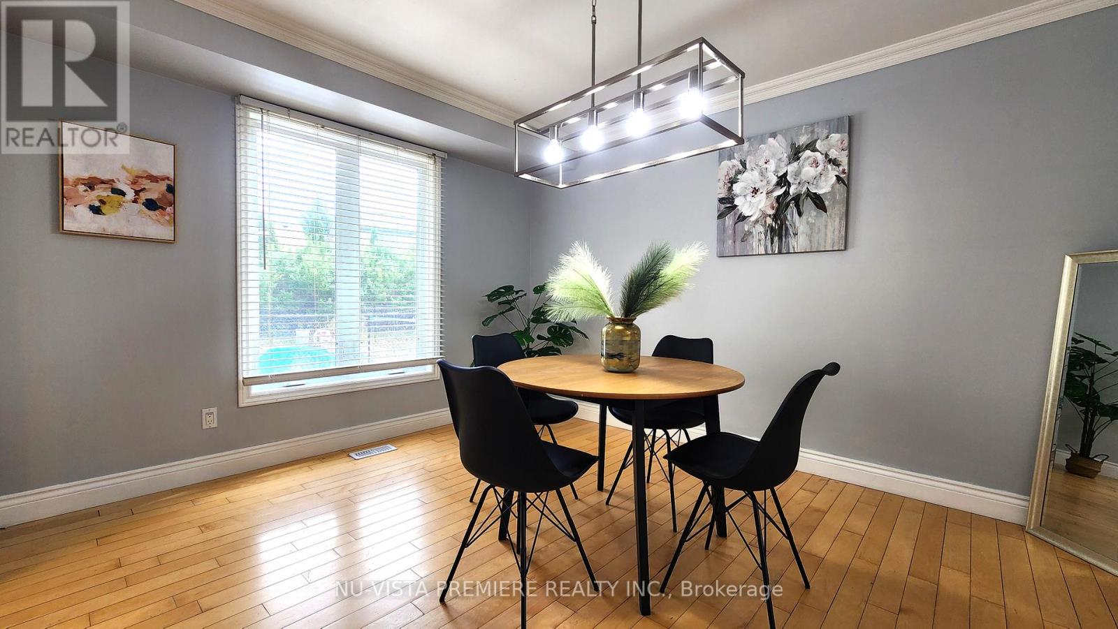 Photo 11 of 57 Mctaggart Crescent, London North ON