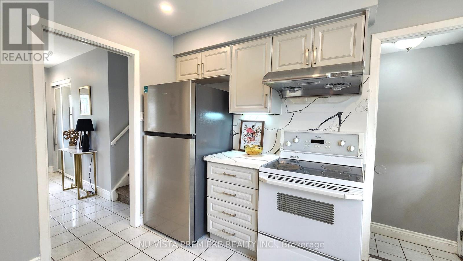 Photo 18 of 57 Mctaggart Crescent, London North ON