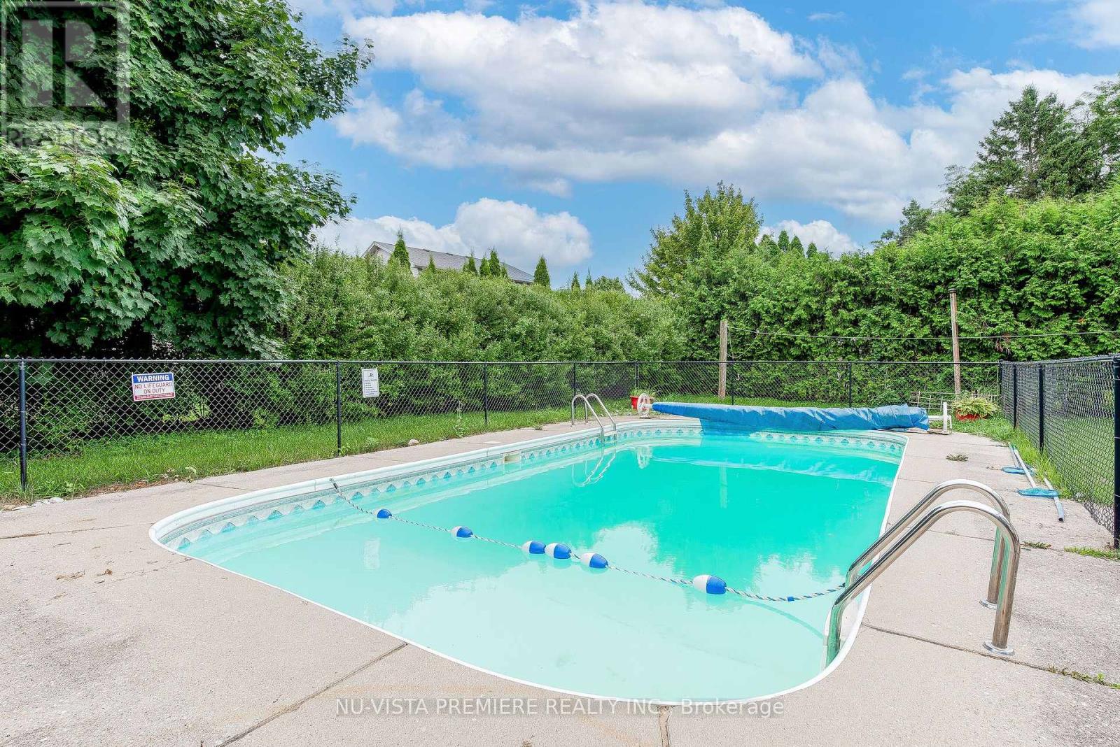 Photo 35 of 57 Mctaggart Crescent, London North ON