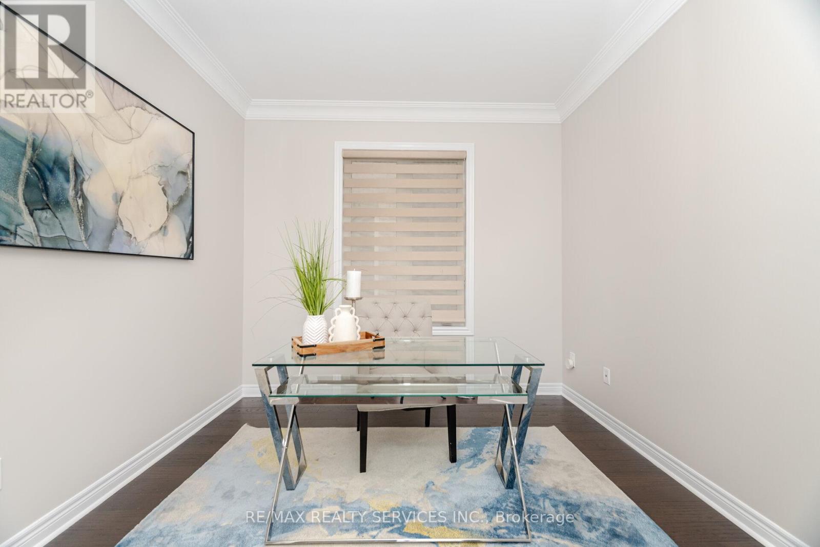 Photo 20 of 30 Oldham Avenue, Brant ON