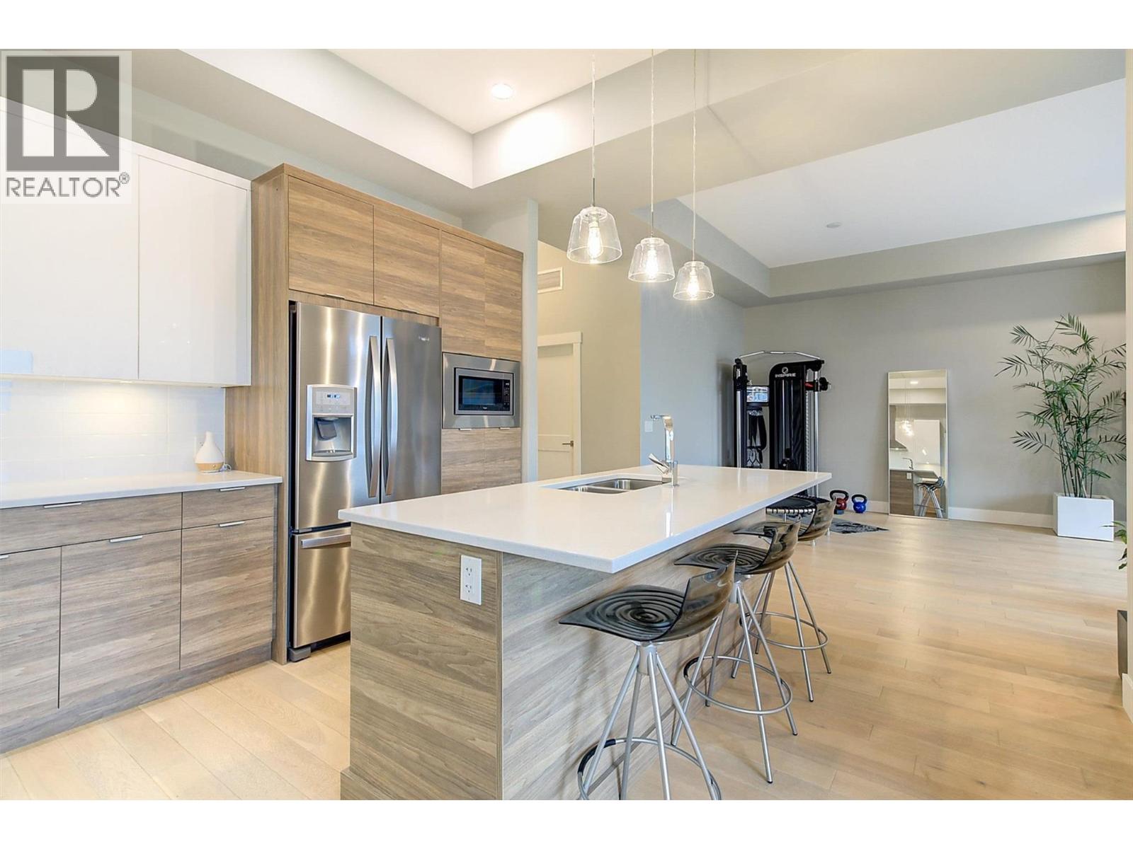 20 2161 Upper Sundance Drive, West Kelowna