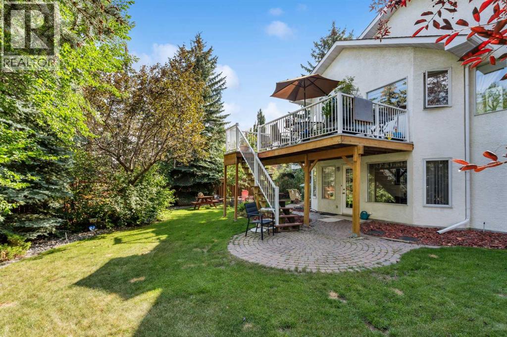 Photo 37 of 44 Valley Meadow Close Nw, Calgary AB