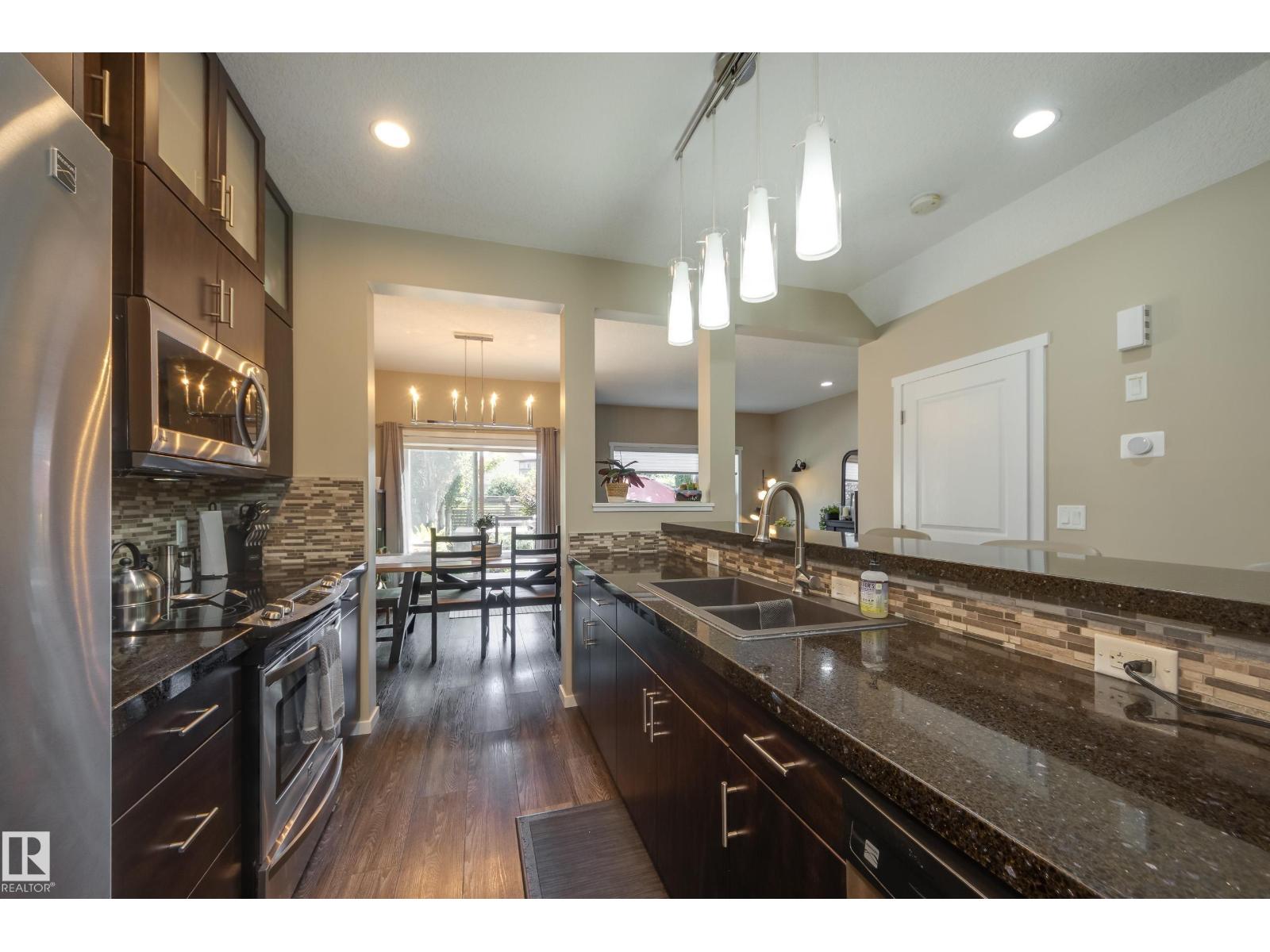 Photo 14 of 12915 205 St Nw, Edmonton AB