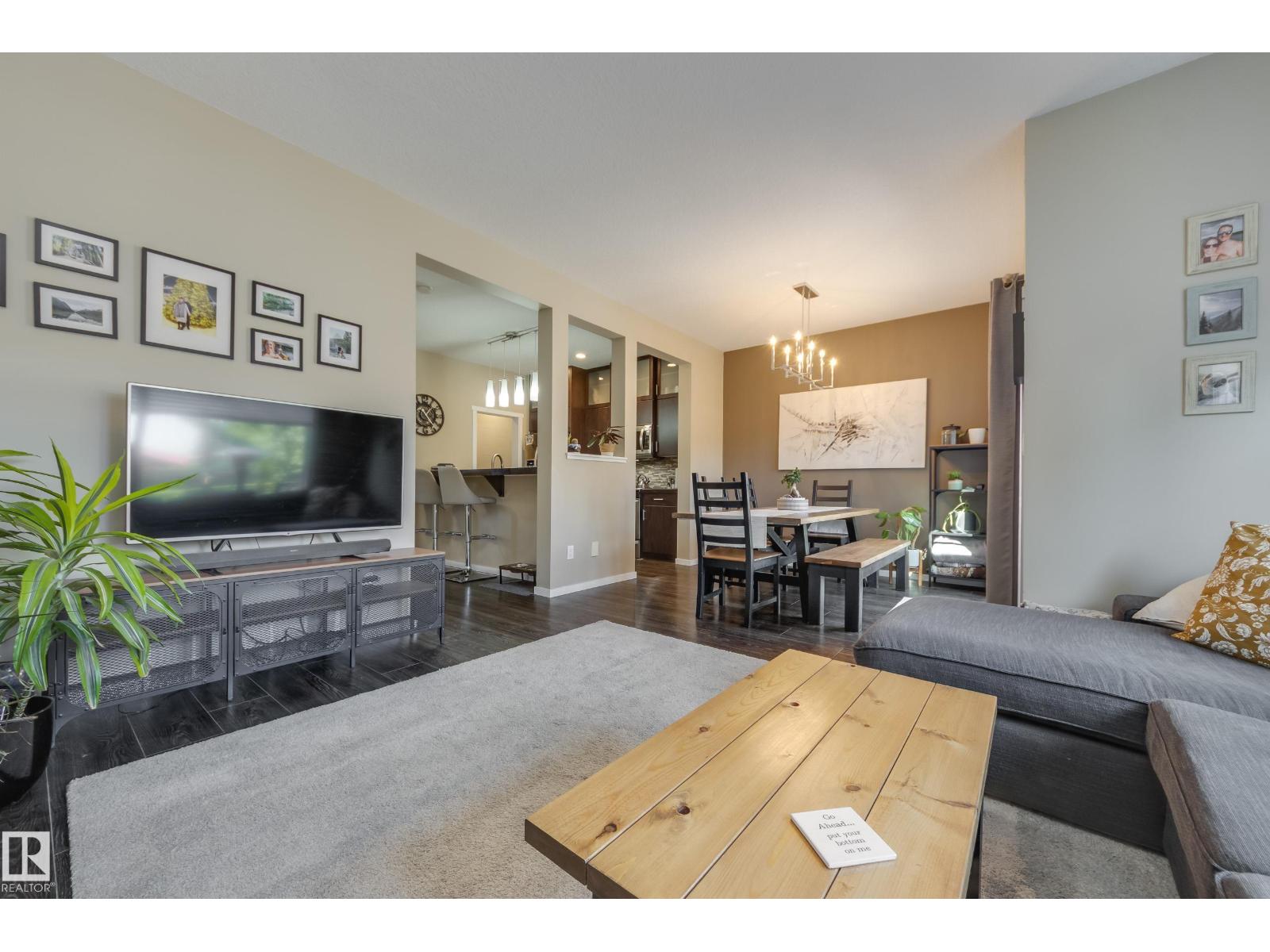 Photo 23 of 12915 205 St Nw, Edmonton AB