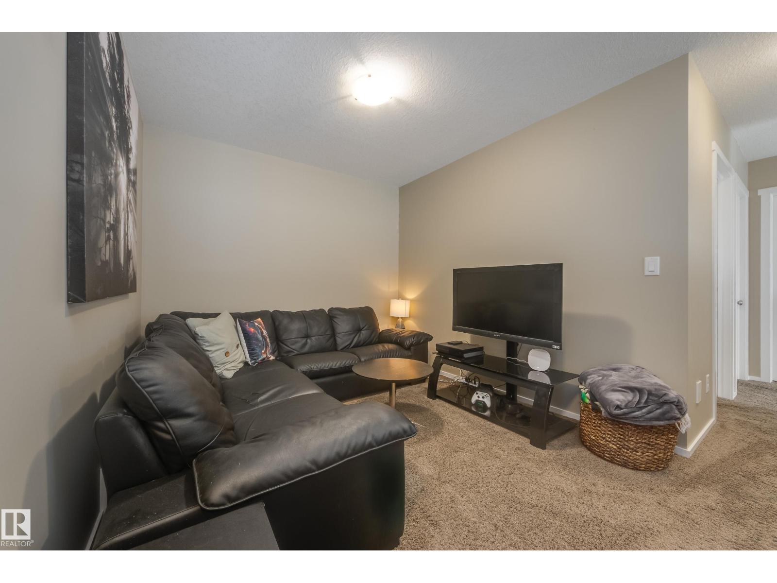 Photo 28 of 12915 205 St Nw, Edmonton AB