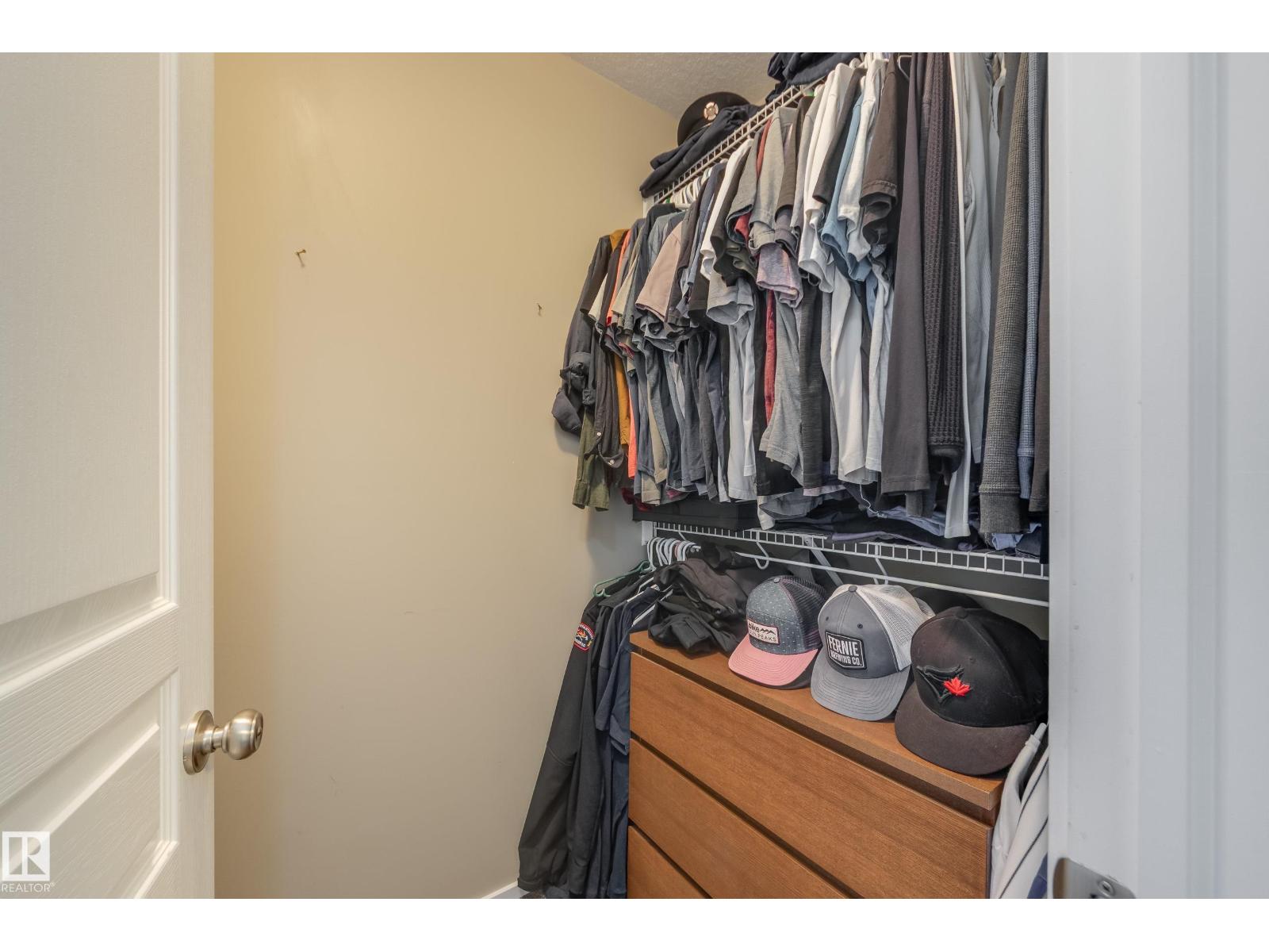 Photo 35 of 12915 205 St Nw, Edmonton AB