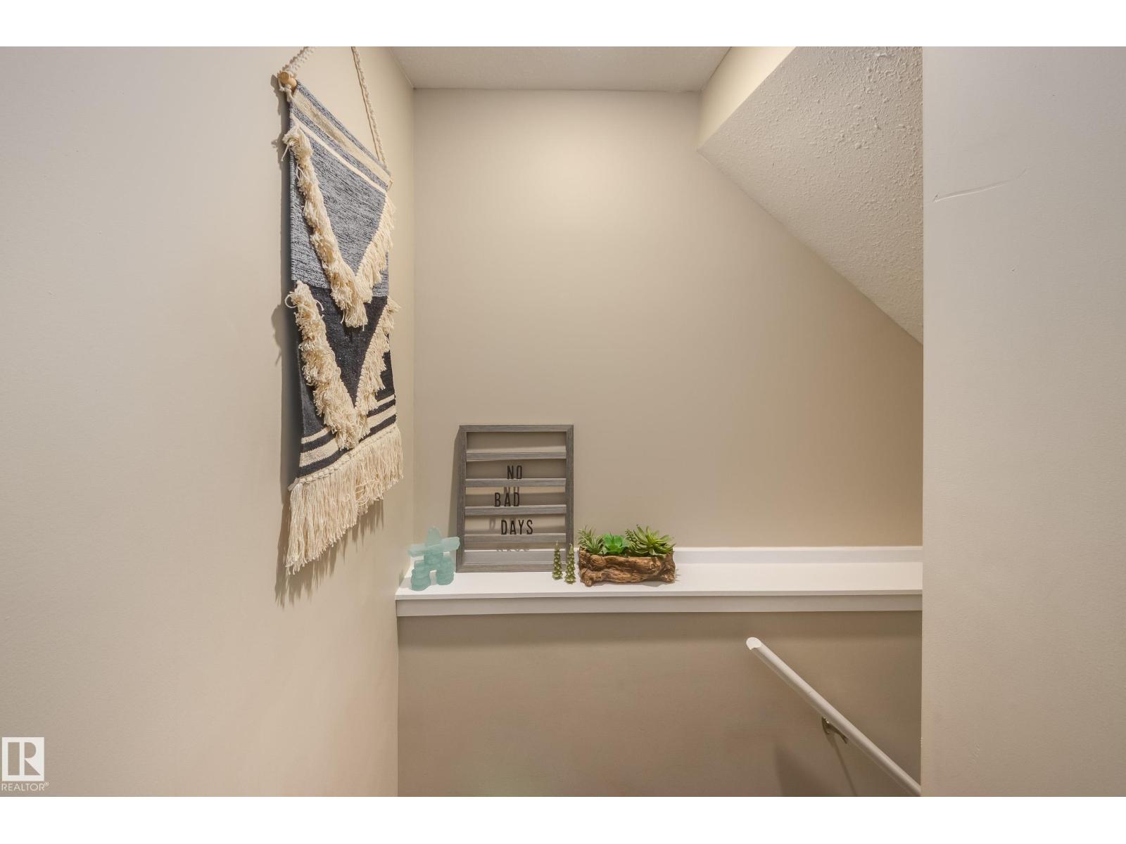 Photo 43 of 12915 205 St Nw, Edmonton AB
