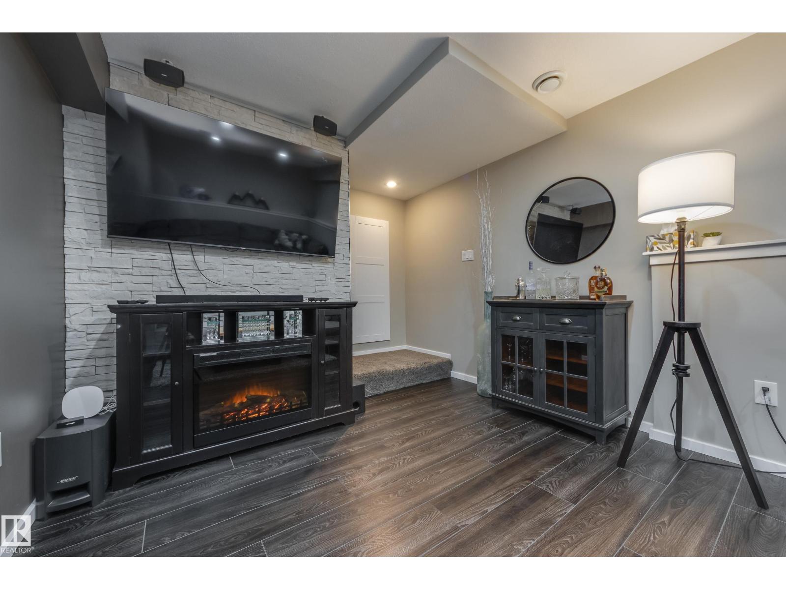 Photo 44 of 12915 205 St Nw, Edmonton AB
