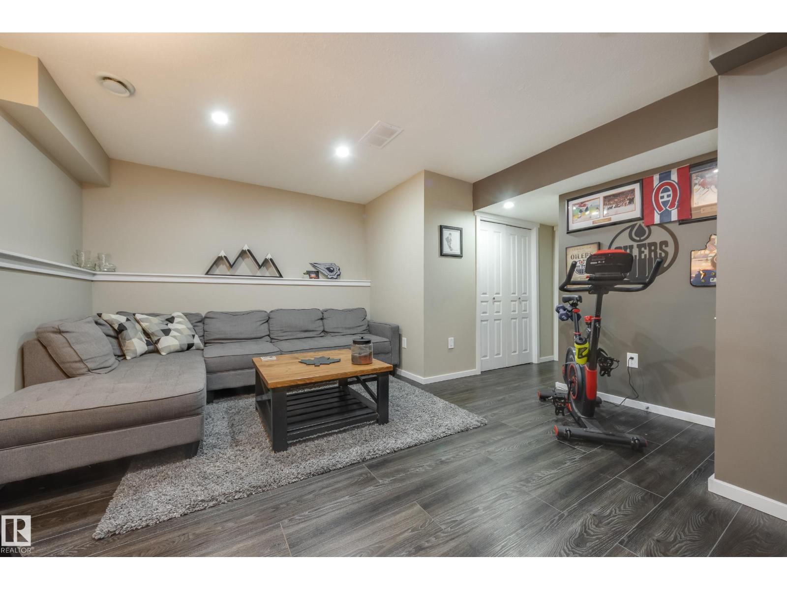 Photo 47 of 12915 205 St Nw, Edmonton AB