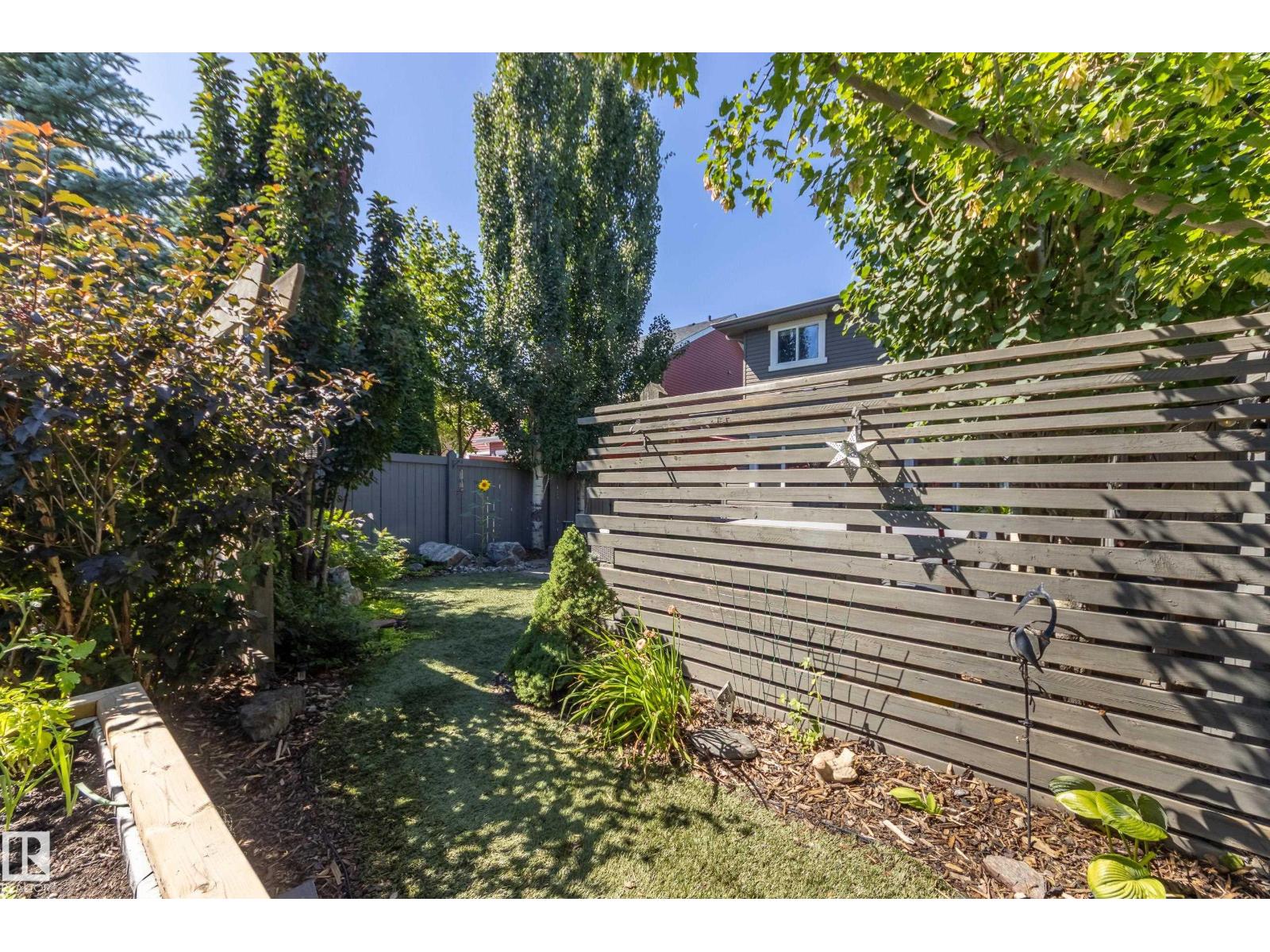 Photo 60 of 12915 205 St Nw, Edmonton AB