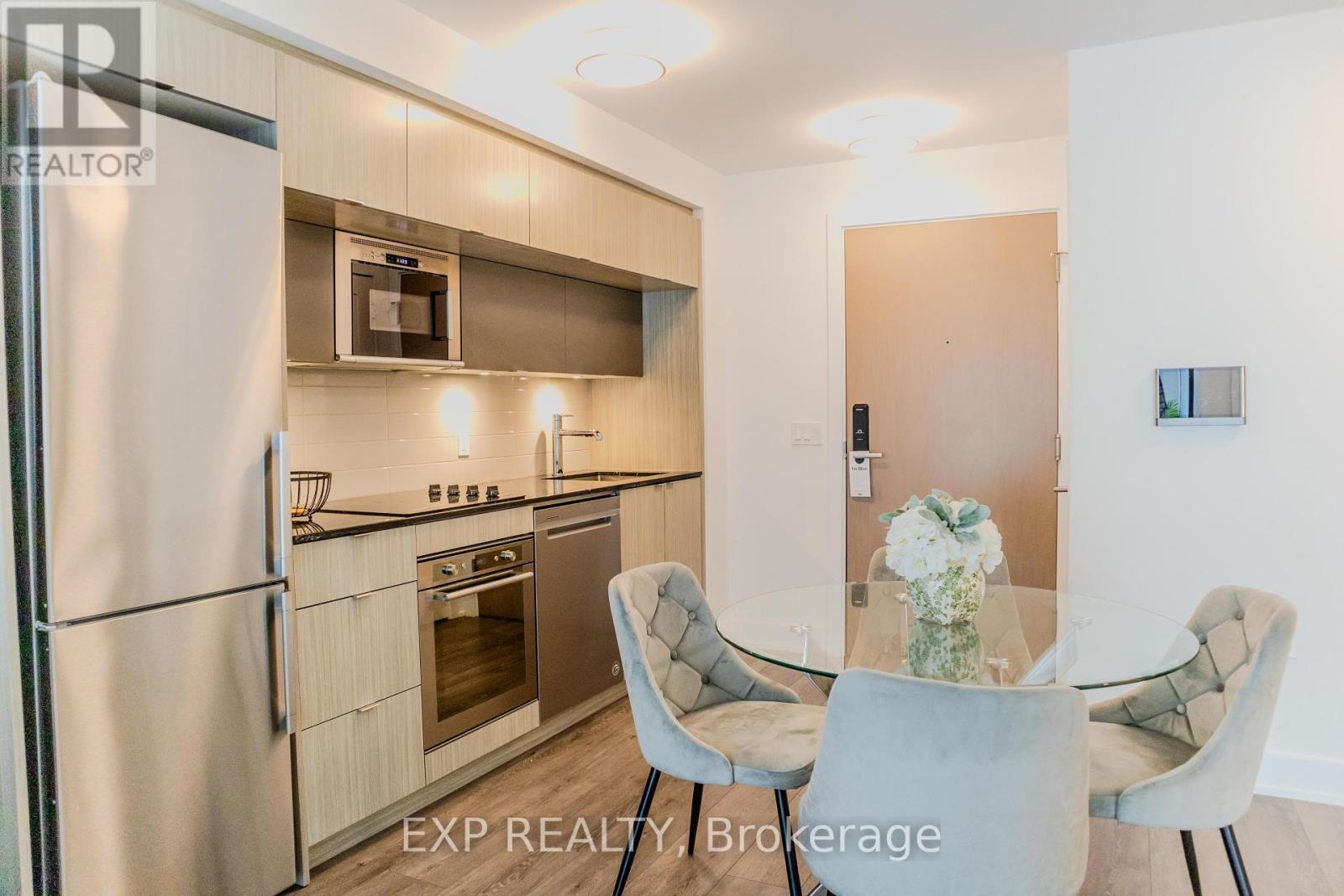 Photo 24 of 519 585 Bloor Street E, Toronto ON