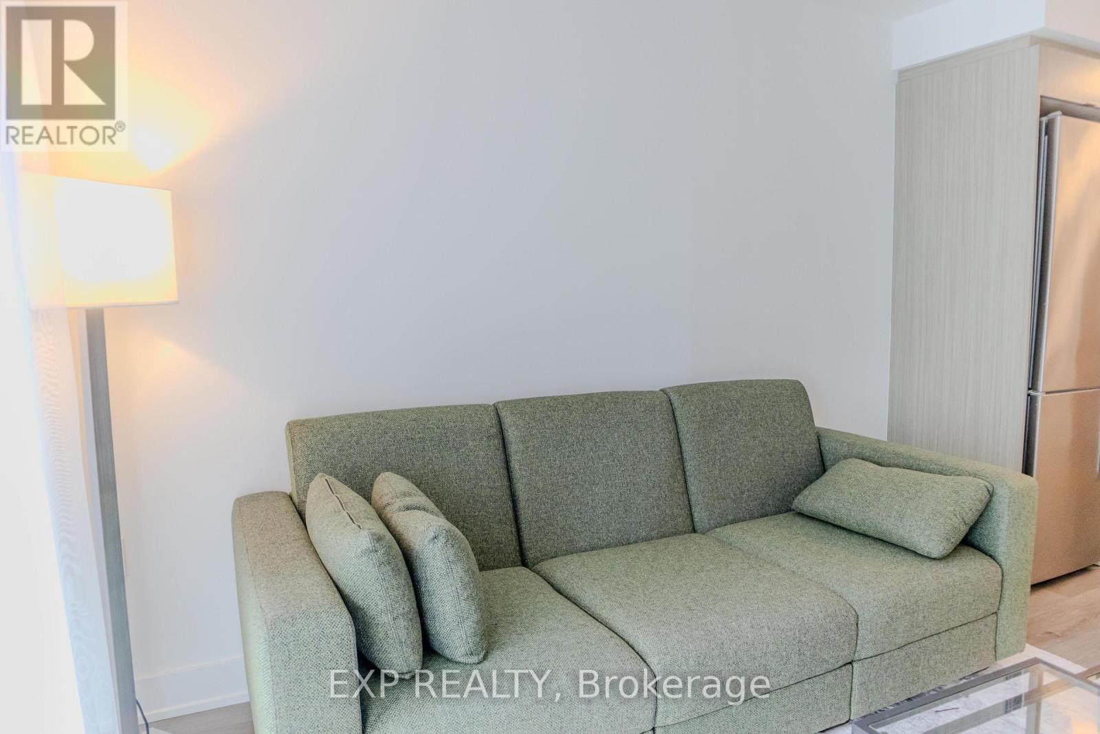 Photo 26 of 519 585 Bloor Street E, Toronto ON