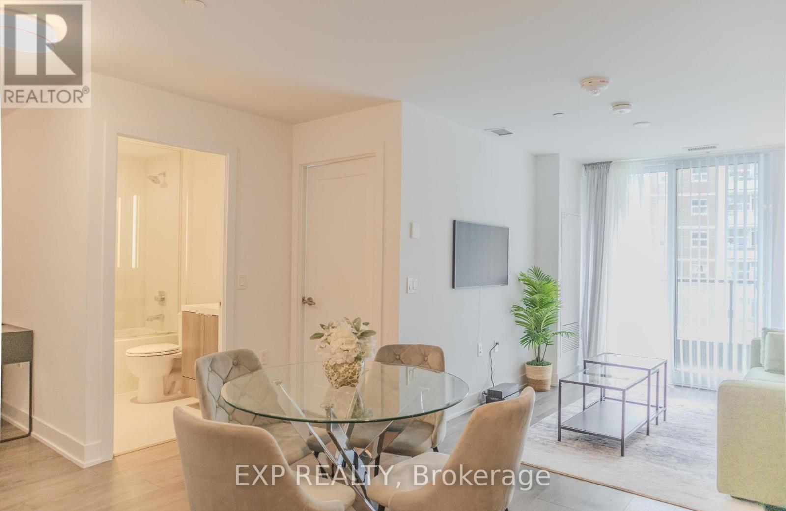 Photo 9 of 519 585 Bloor Street E, Toronto ON