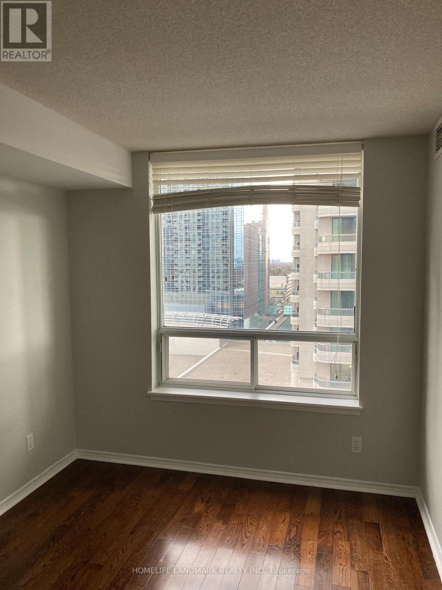 Photo 13 of 1709 35 Empress Avenue, Toronto ON
