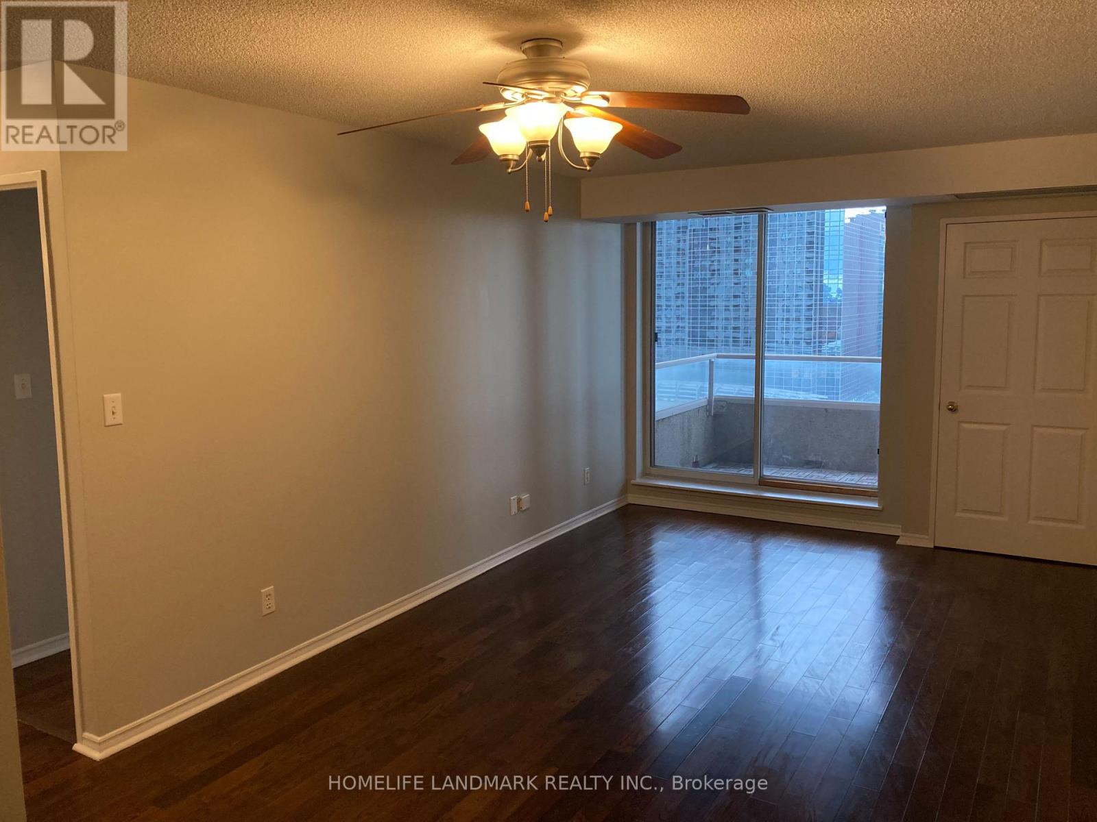 Photo 7 of 1709 35 Empress Avenue, Toronto ON