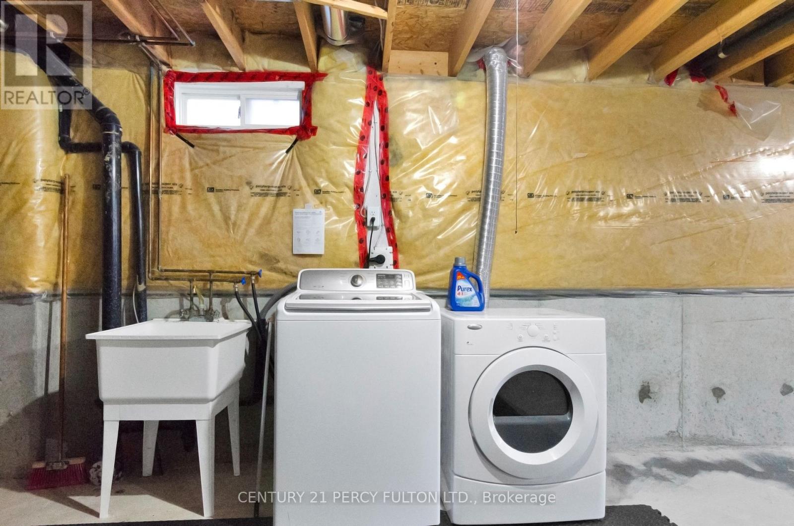 Photo 29 of 19 Odessa Crescent, Whitby ON
