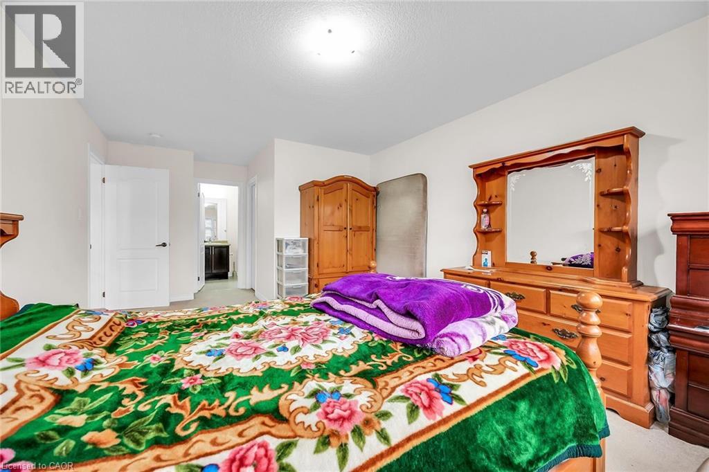 Photo 31 of 3 Aldgate Avenue, Hamilton ON