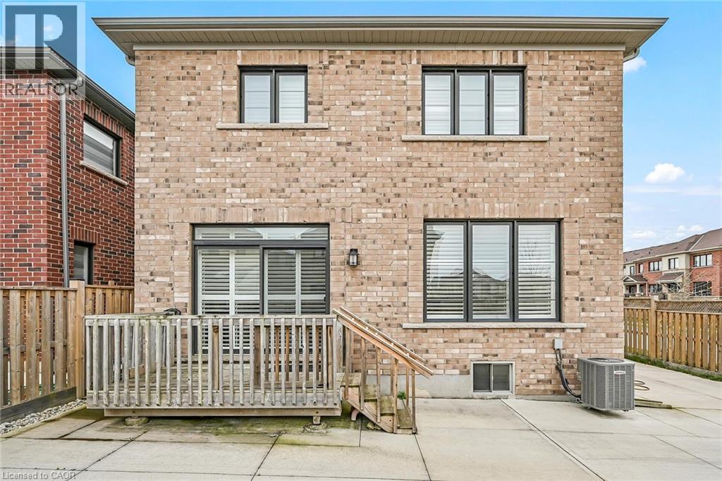 Photo 4 of 3 Aldgate Avenue, Hamilton ON