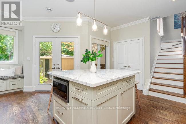 Photo 14 of 7 Tizzard Avenue, Toronto ON