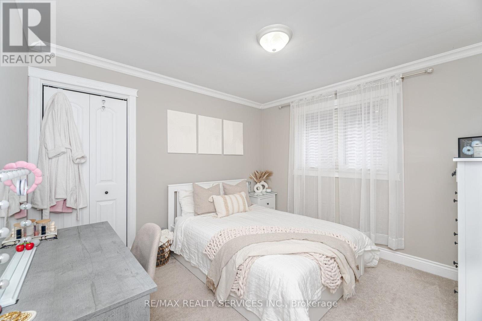 Photo 28 of 234 Elizabeth Street S, Brampton ON