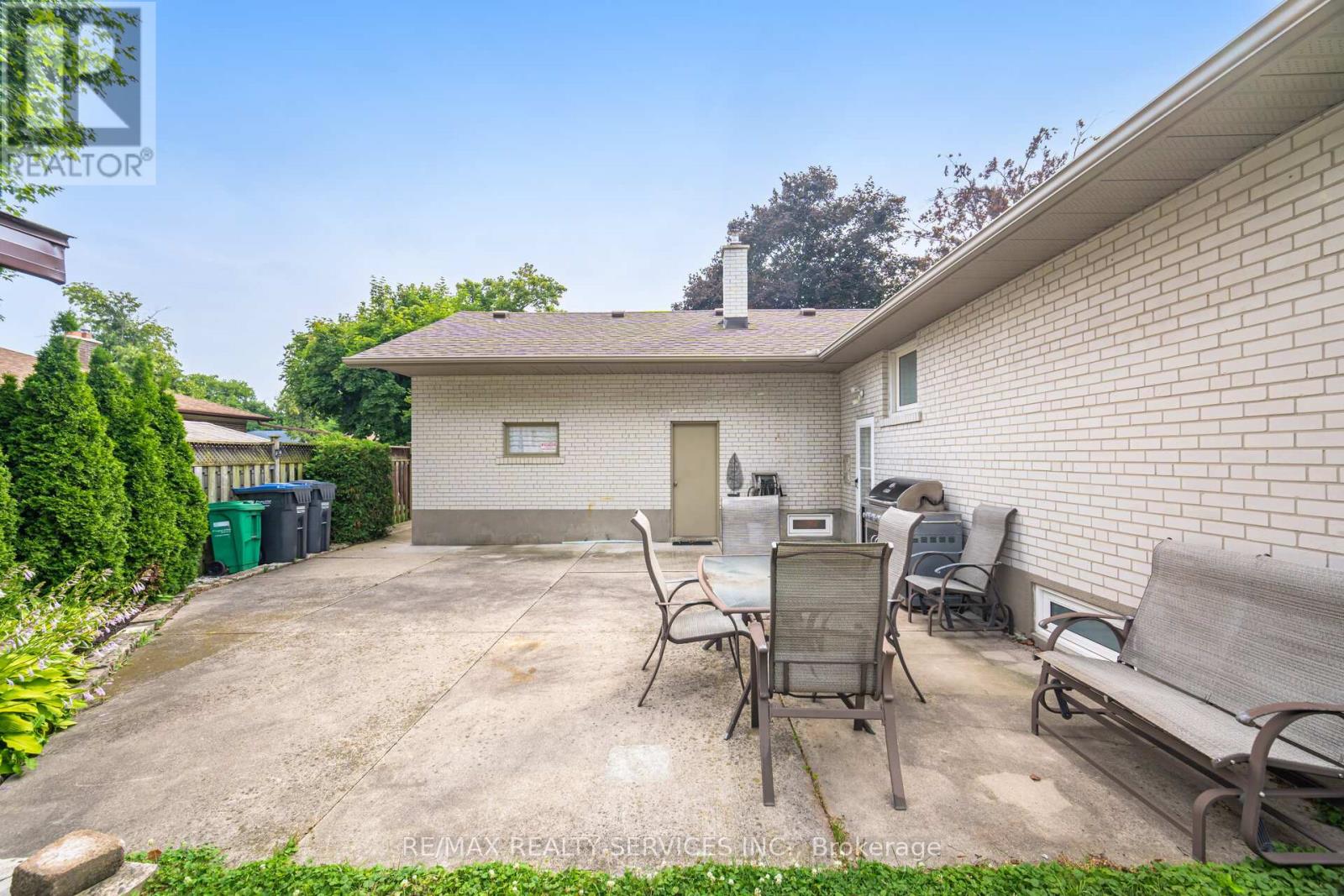 Photo 35 of 234 Elizabeth Street S, Brampton ON
