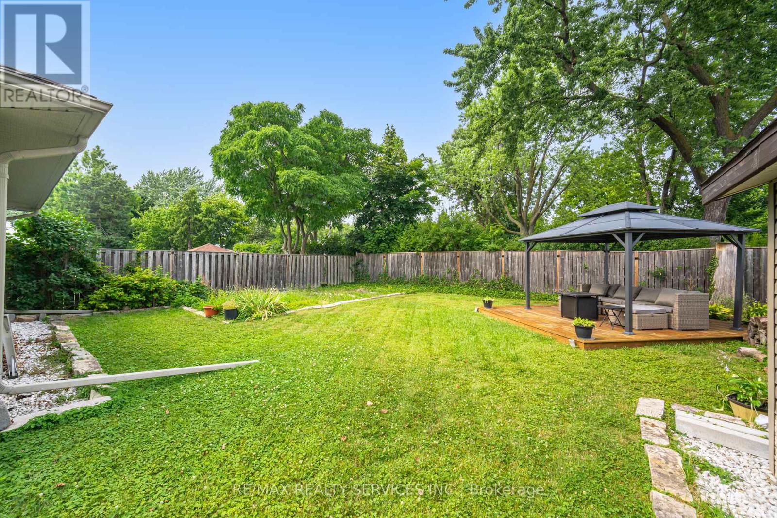Photo 36 of 234 Elizabeth Street S, Brampton ON