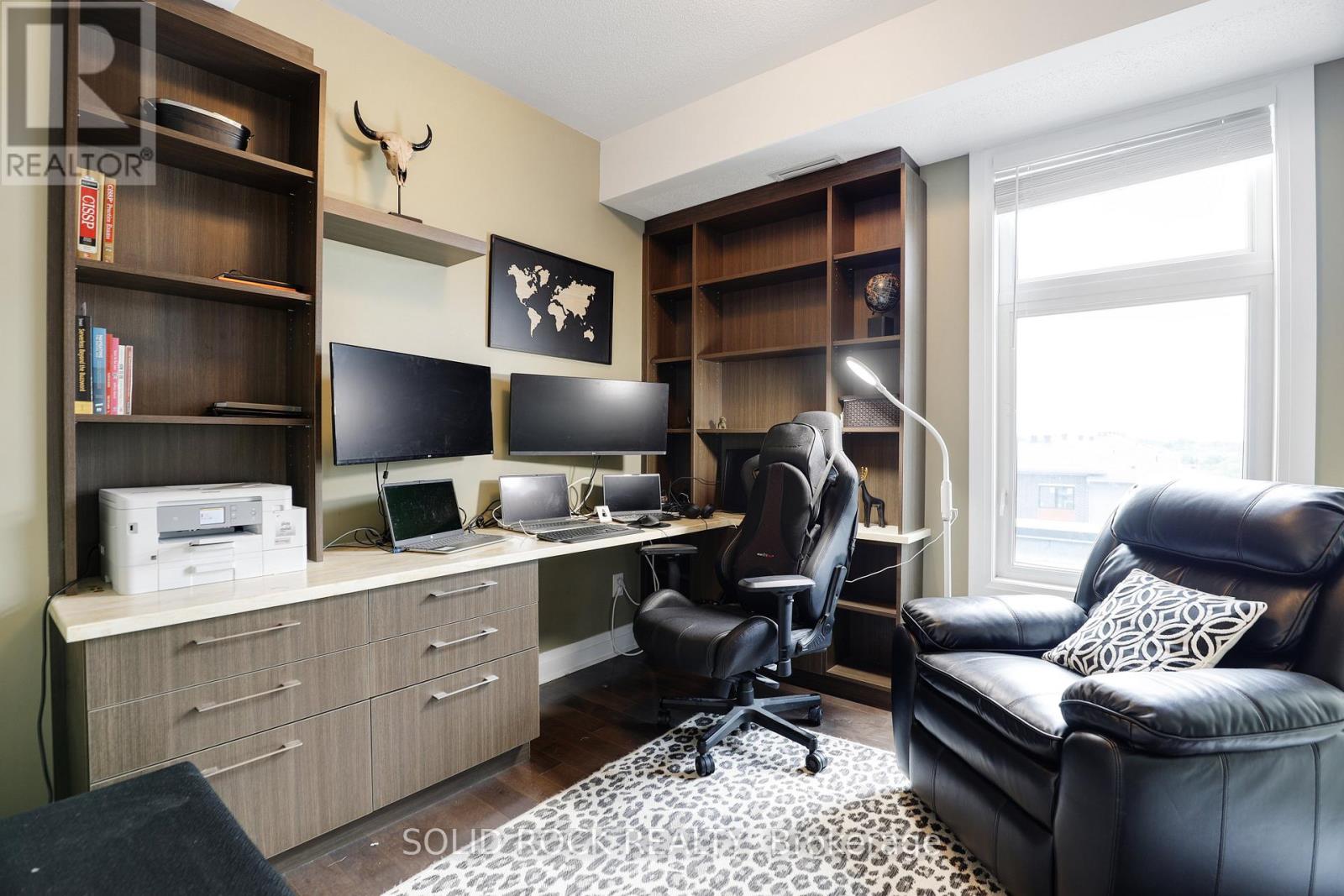 Photo 23 of 401 200 Glenroy Gilbert Drive, Ottawa ON