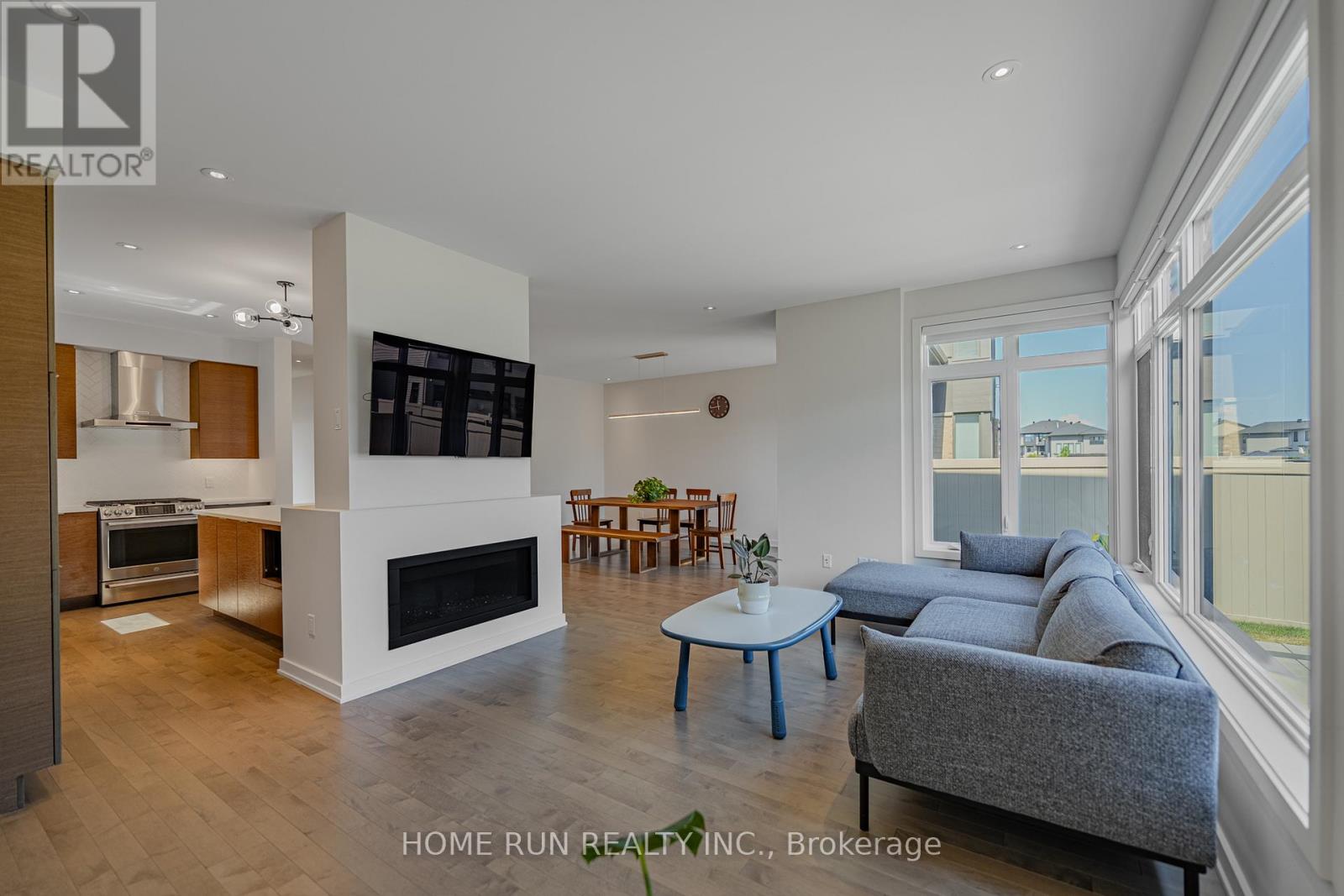 Photo 16 of 899 Ralph Hennessy Avenue, Ottawa ON