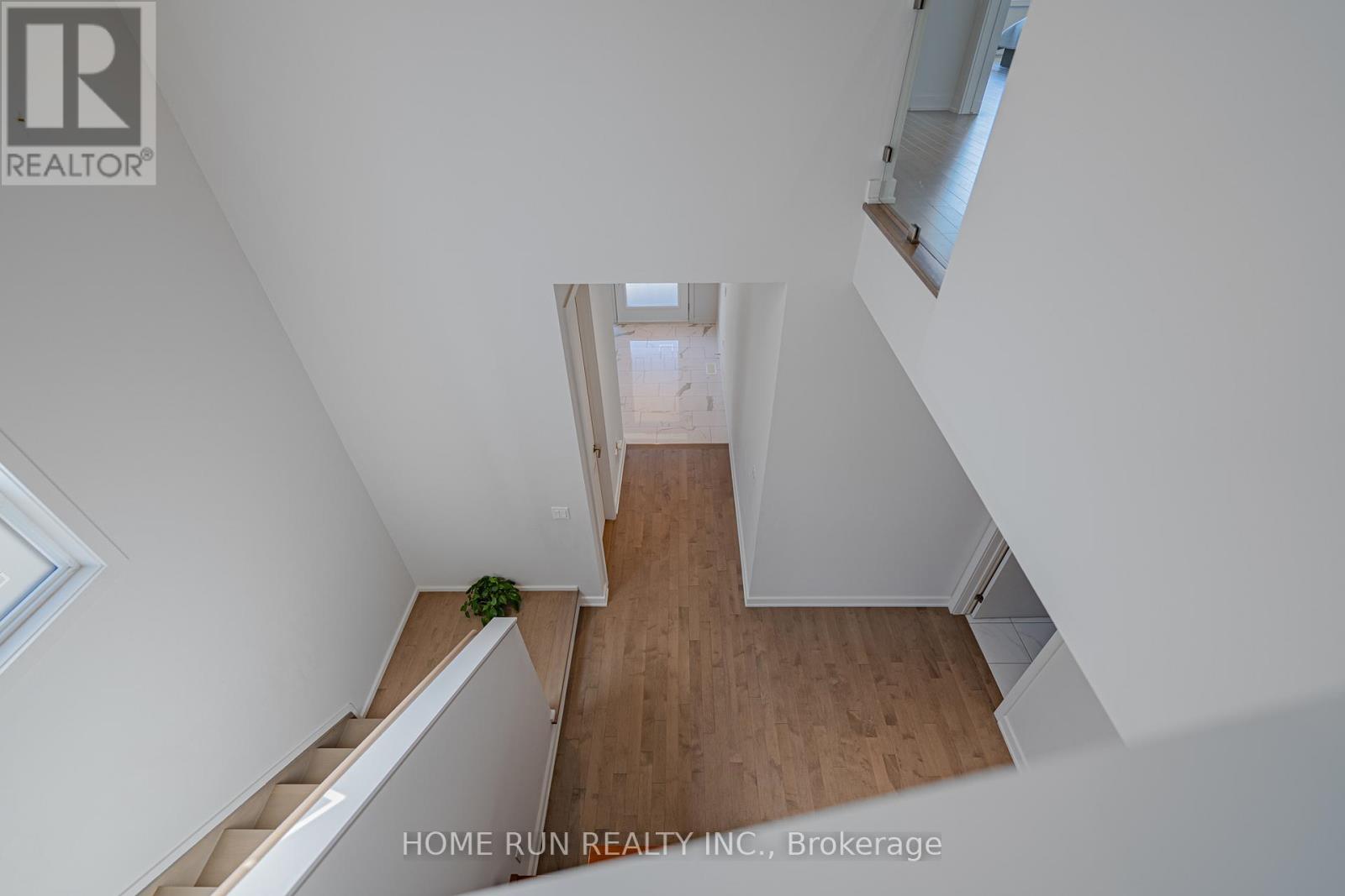 Photo 25 of 899 Ralph Hennessy Avenue, Ottawa ON