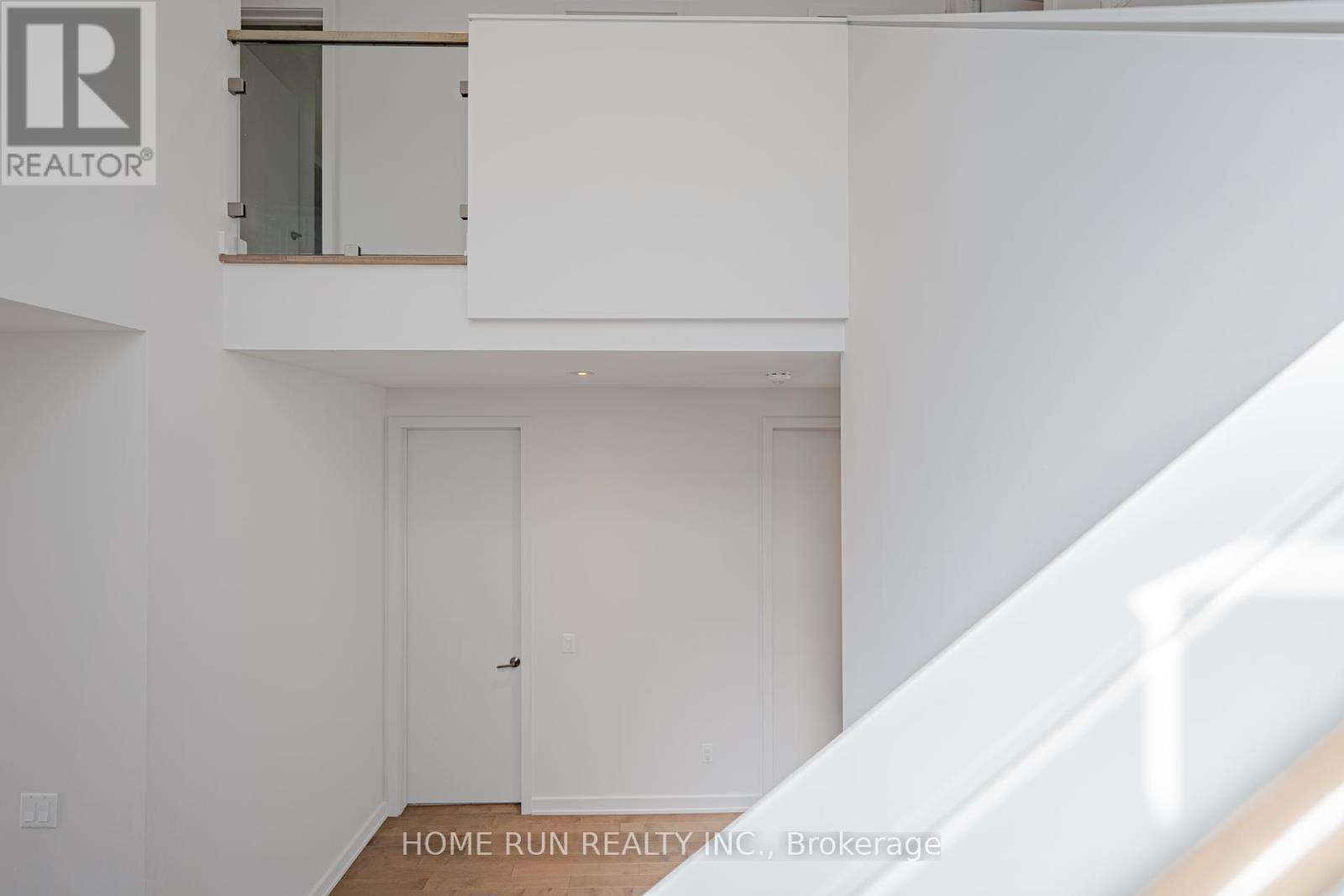 Photo 26 of 899 Ralph Hennessy Avenue, Ottawa ON