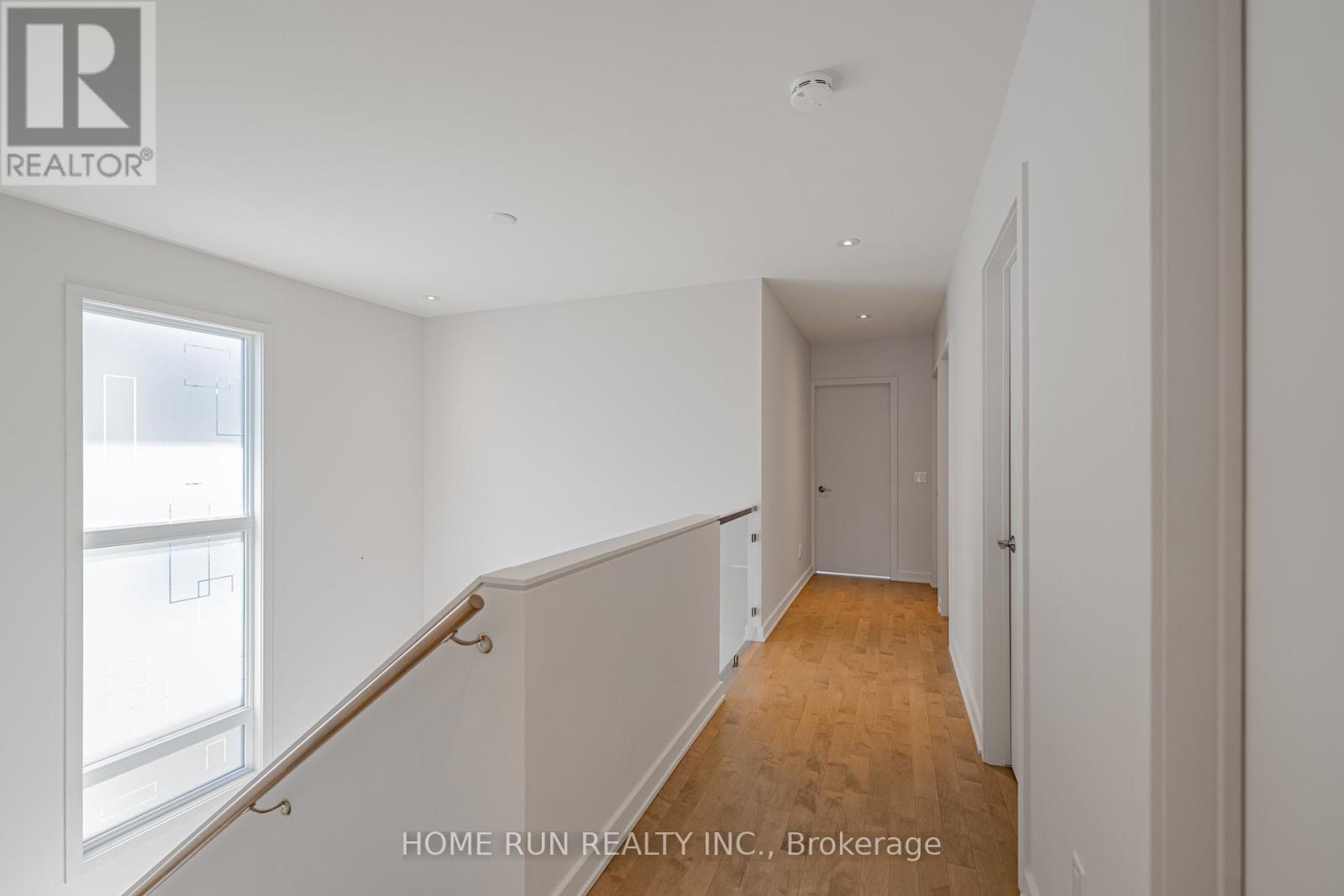 Photo 27 of 899 Ralph Hennessy Avenue, Ottawa ON