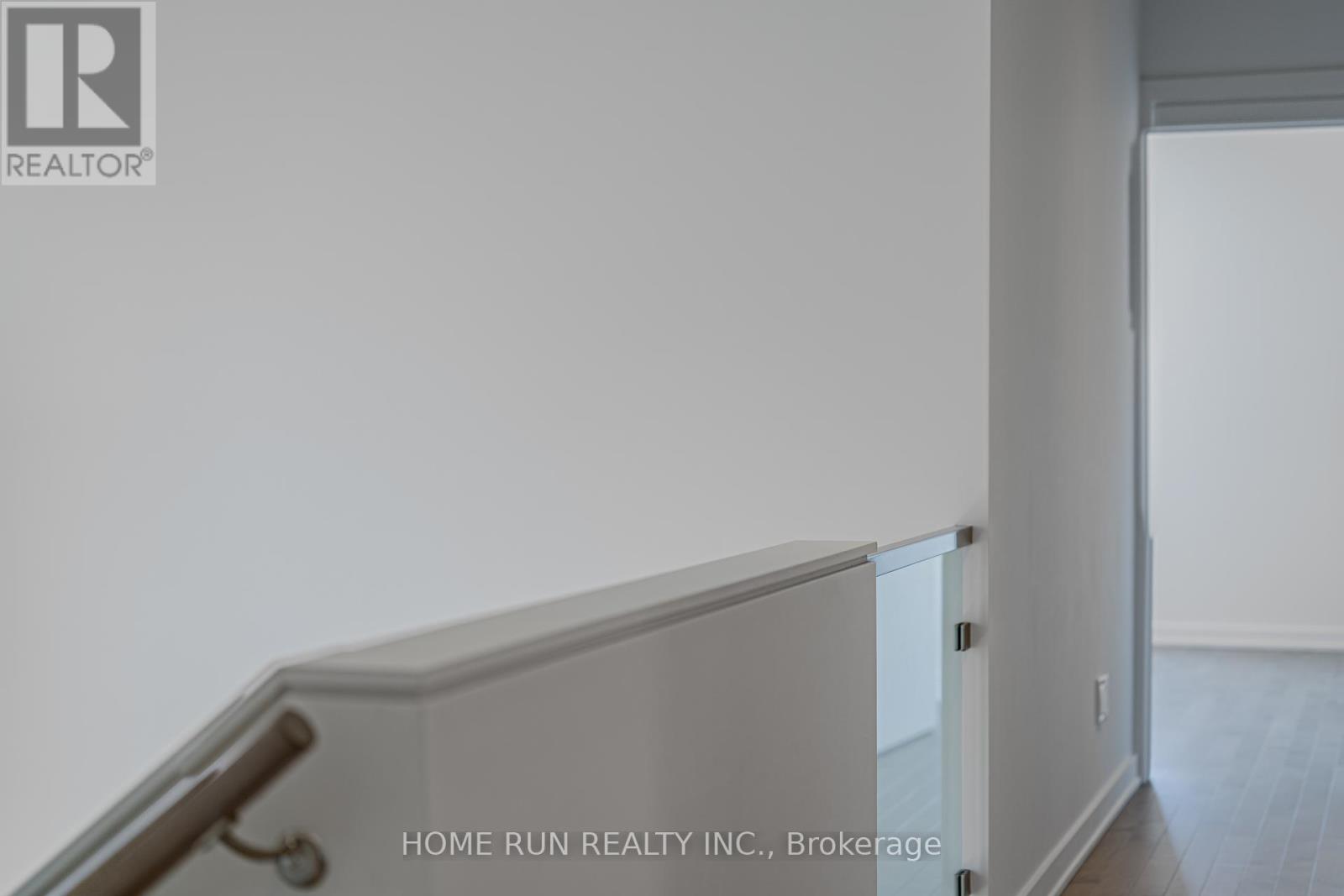 Photo 30 of 899 Ralph Hennessy Avenue, Ottawa ON