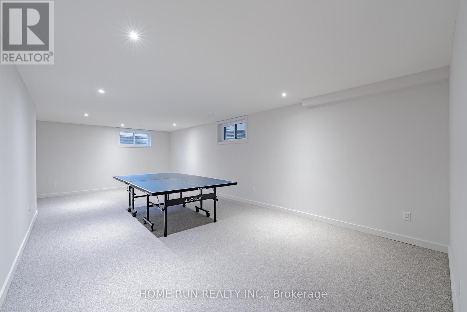 Photo 45 of 899 Ralph Hennessy Avenue, Ottawa ON
