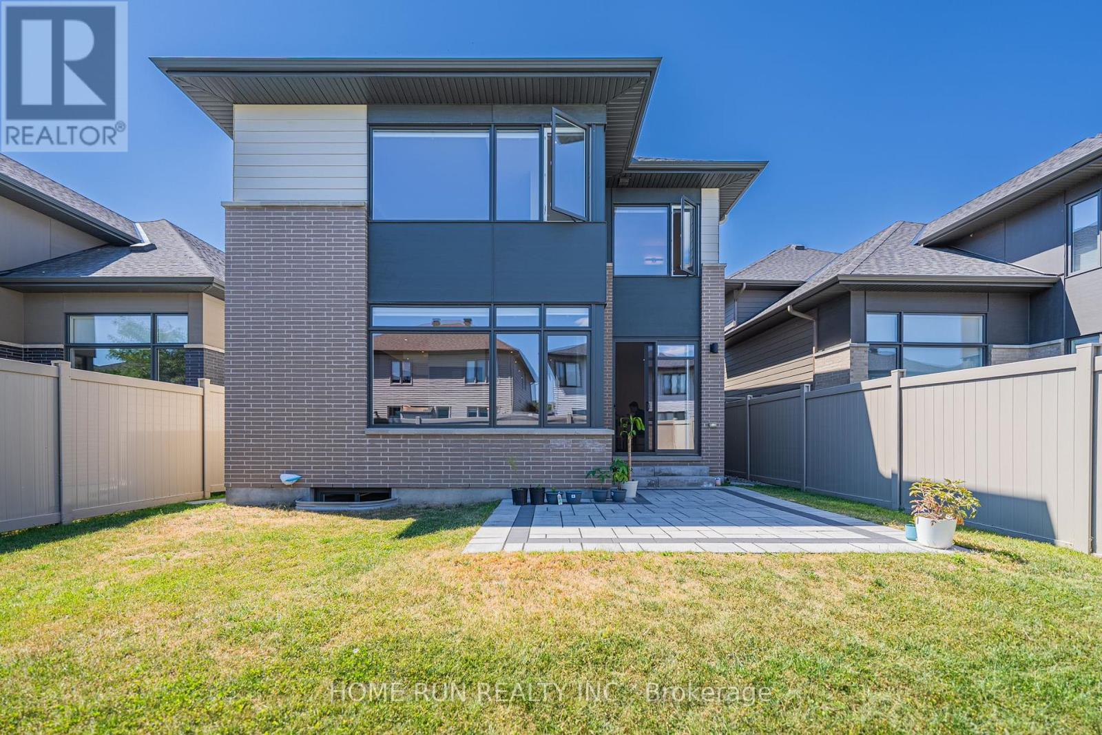 Photo 46 of 899 Ralph Hennessy Avenue, Ottawa ON